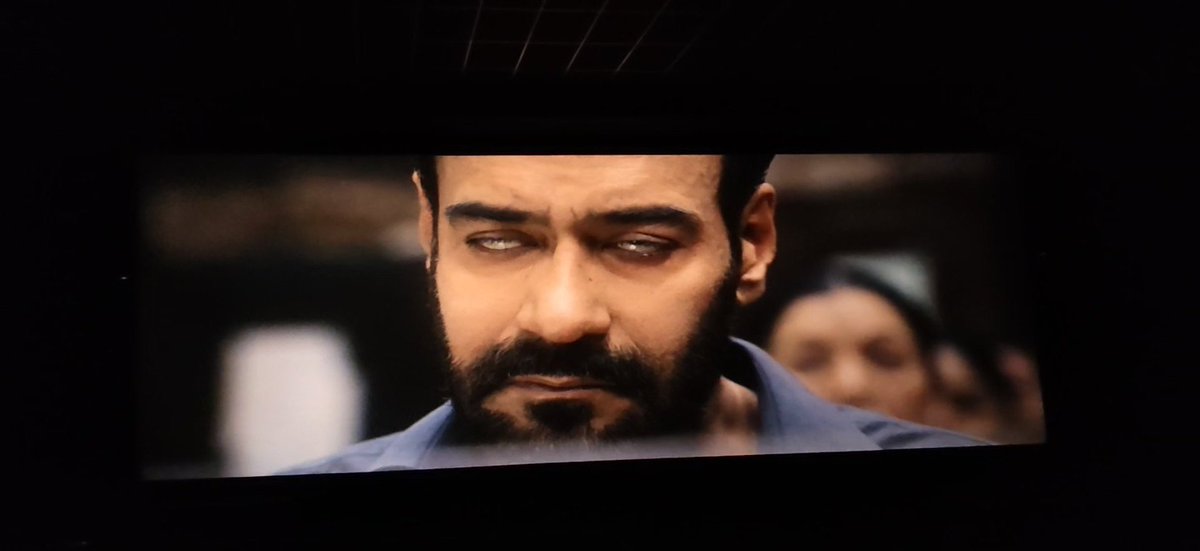 oshohq's tweet photo. Ye kaisi acting hai bc https://t.co/ZMJL9ppbfO