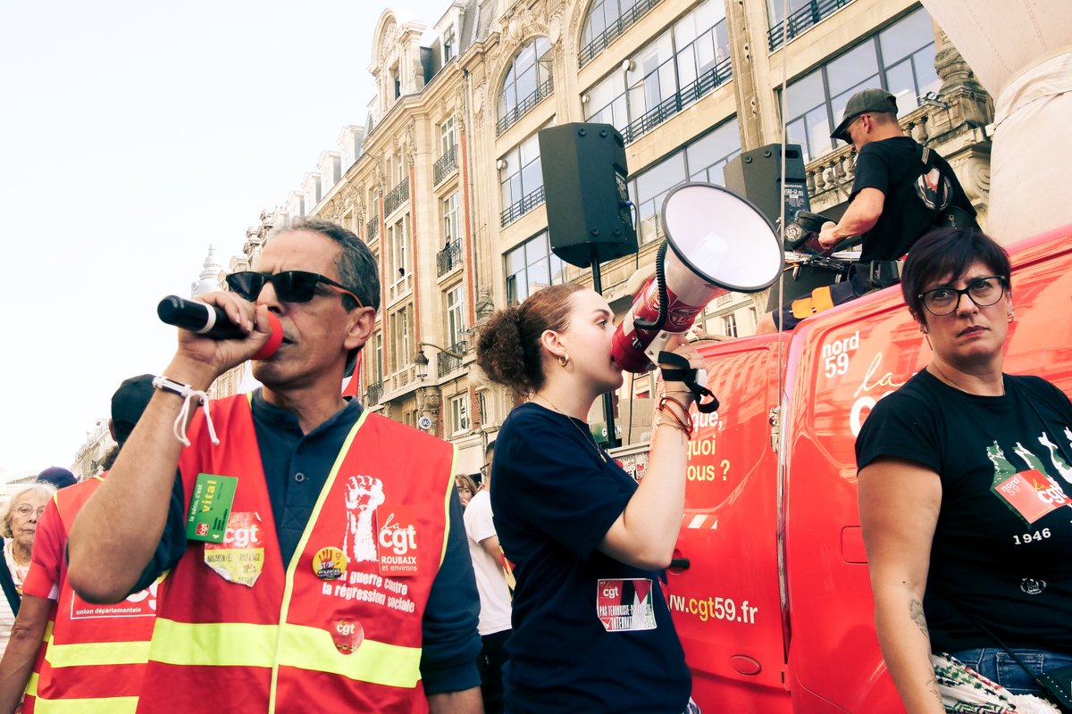 ShadesFrance's tweet photo. 🚩📆 L’INTERSYNDICALE appelle à la GRÈVE et aux MANIFESTATIONS le 5 NOVEMBRE PROCHAIN

👉 Salariés du PRIVÉ et du PUBLIC, RETRAITÉS et JEUNES sont appelés à se mobiliser pour de meilleurs SALAIRES et davantage de SERVICES PUBLICS https://t.co/fwE5WgpwNp