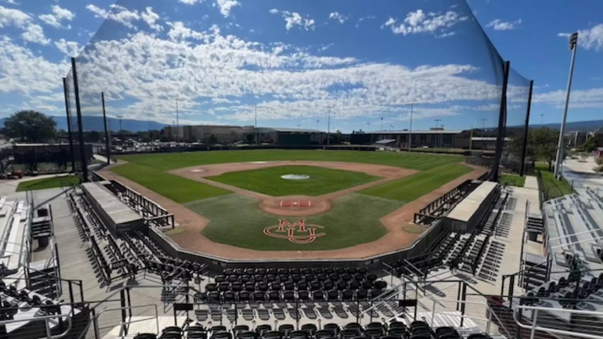 divIIbaseball's tweet photo. Picturesque baseball fields 📸☀️

Which #D2Baseball field is your favorite? Which would you love to see in person? https://t.co/EcsK92iHDd