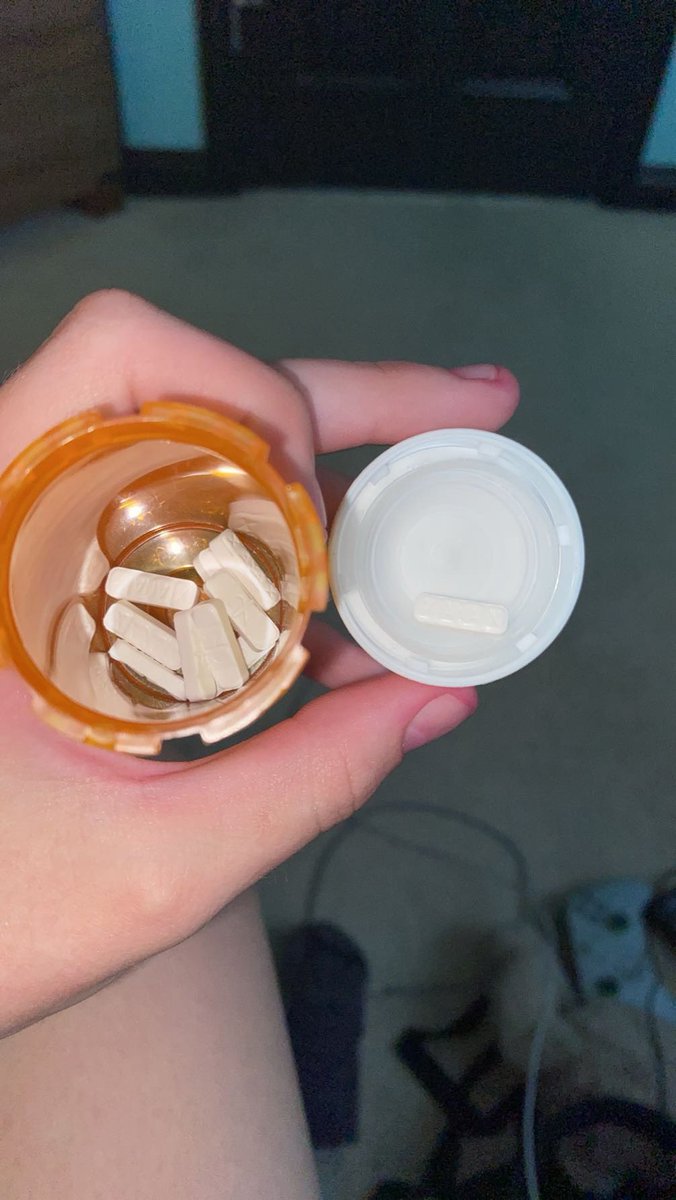 kitticvtz's tweet photo. candy mf #drugtwt https://t.co/qSCi2RpXRB
