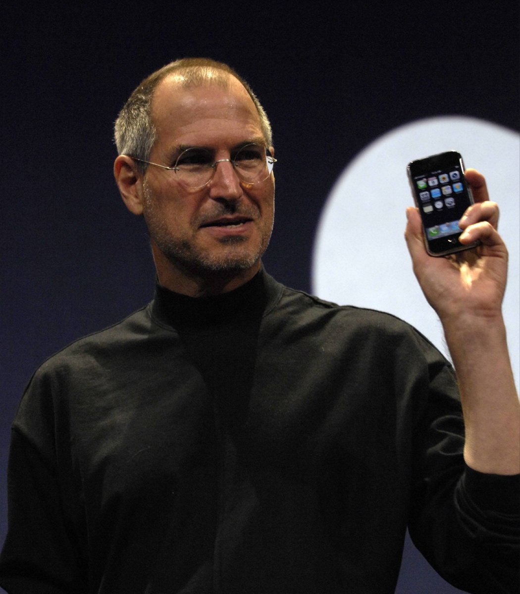 pubity's tweet photo. Apple co-founder Steve Jobs passed away 15 years ago. https://t.co/kkUD2IjsiP