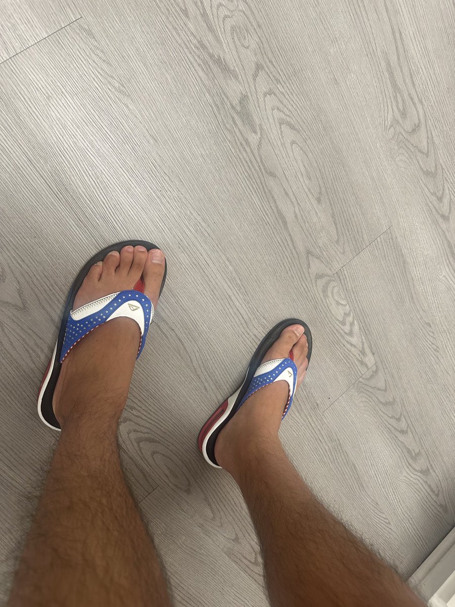 SoCalGuy365's tweet photo. Happy Monday
Got these mainly for the 4th and the World Cup. Wore them to a pool festival concert too.
#flops #flipflops #malefeet #feet #feetfetısh #feetworshi̇p https://t.co/kTrw0nAYYo