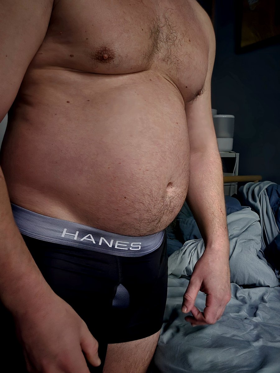 NYCBigBoyy's tweet photo. Belly and bum. Both felt big https://t.co/EBfVAbVgfX