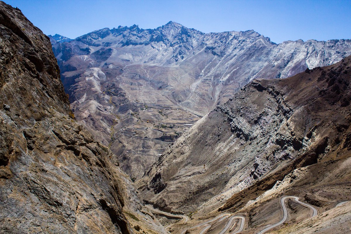 ice_leh's tweet photo. #JalArpanDiwas was observed at the remote village of Lingshed, nestled at an elevation of approx, 12,500 ft. PHED officials stressed the core agenda, and MoU was exchanged. Later, officials visited the issue site and assured repairs to completed before the onset of winter. https://t.co/xphrcVHGVy