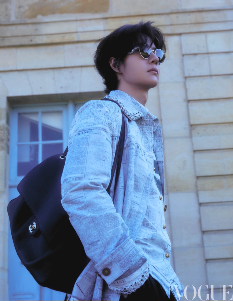 ForCdrama's tweet photo. #WangYibo for #CHANELSpringSummer 2027 #CHANELShow, Paris Fashion Week. https://t.co/41zWa67qeI