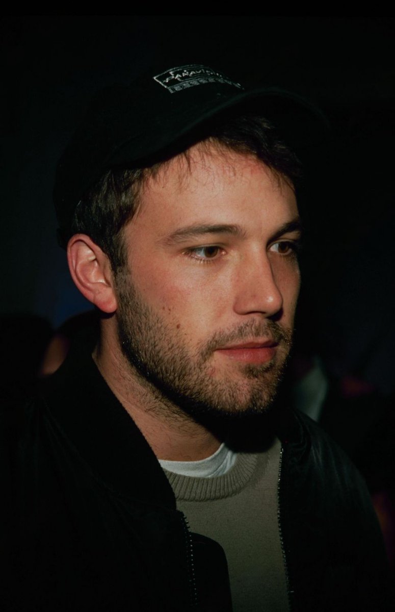 IHaveChuckie's tweet photo. Ben Affleck https://t.co/d2W5K4xhJh