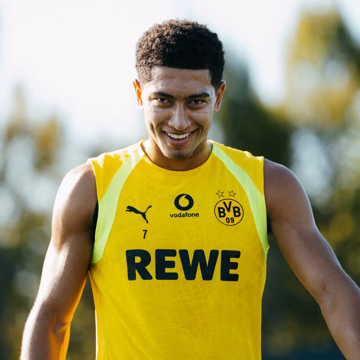 BlackYellow's tweet photo. Welcome back, Jobe Samuel Patrick. 🏴󠁧󠁢󠁥󠁮󠁧󠁿🦁 https://t.co/1eBpSh94nm