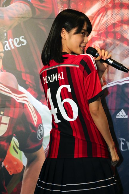 maimaibiiki's tweet photo. 【今日は何の日】10月6日の乃木坂46
https://t.co/VuSQsMPde4

2014年
◆新番組「ACミラン・チャンネル ミラノミラン」キックオフ会見

#深川麻衣 https://t.co/La0bKvafzh