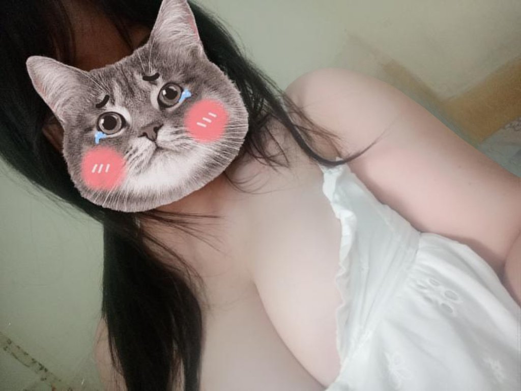 hanhyeumeo's tweet photo. Đầm thức:) https://t.co/Qc0XKEYhvh