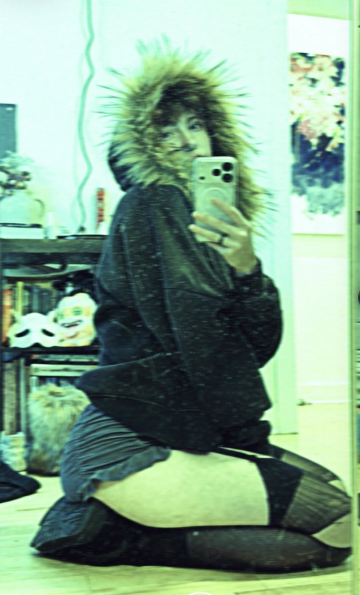 Snookiepiies's tweet photo. what’s up? 
#ftm #femboy #prettyboy https://t.co/jFgzSNTaxt