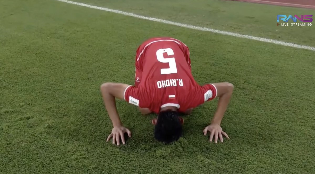 ainurohman's tweet photo. INDONESIA JUARA!!!!! 

Untuk pertama kali, Indonesia juara sebuah turnamen FIFA! https://t.co/rH72YAH4vx