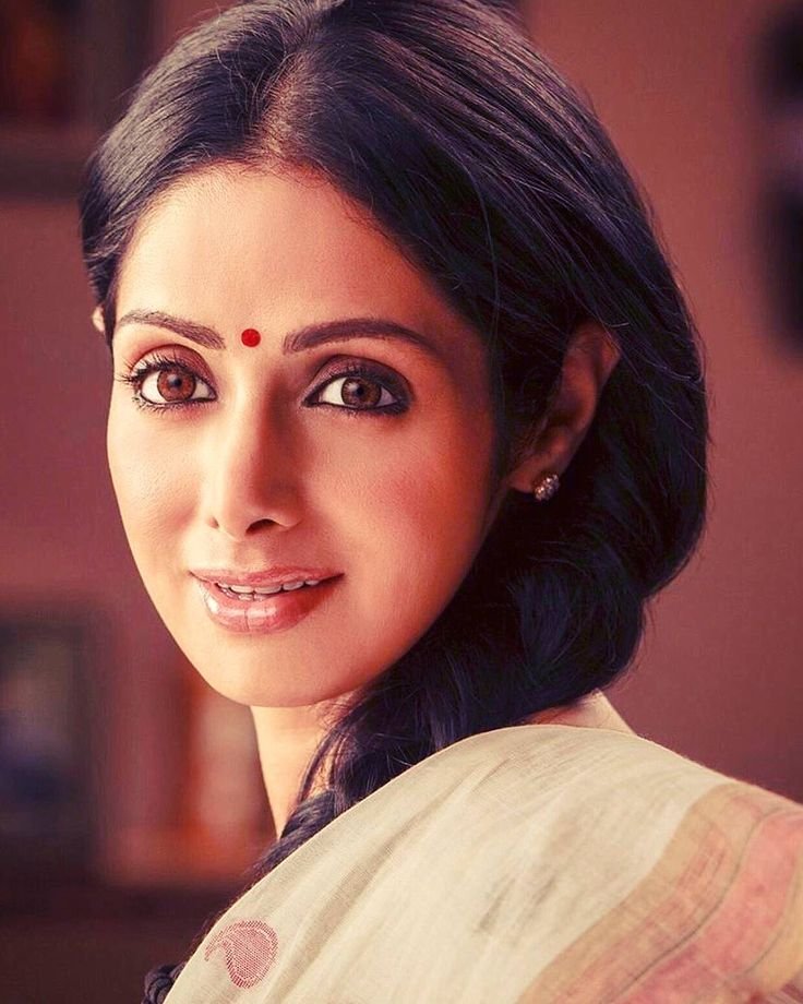 PartapGaurav's tweet photo. #14YearsOfEnglishVinglish 
#Sridevi #GauriShinde @_AdilHussain @SrBachchan @priyagupta999 @ItsAmitTrivedi @ErosUniverse_ https://t.co/FJOzS2eK9z