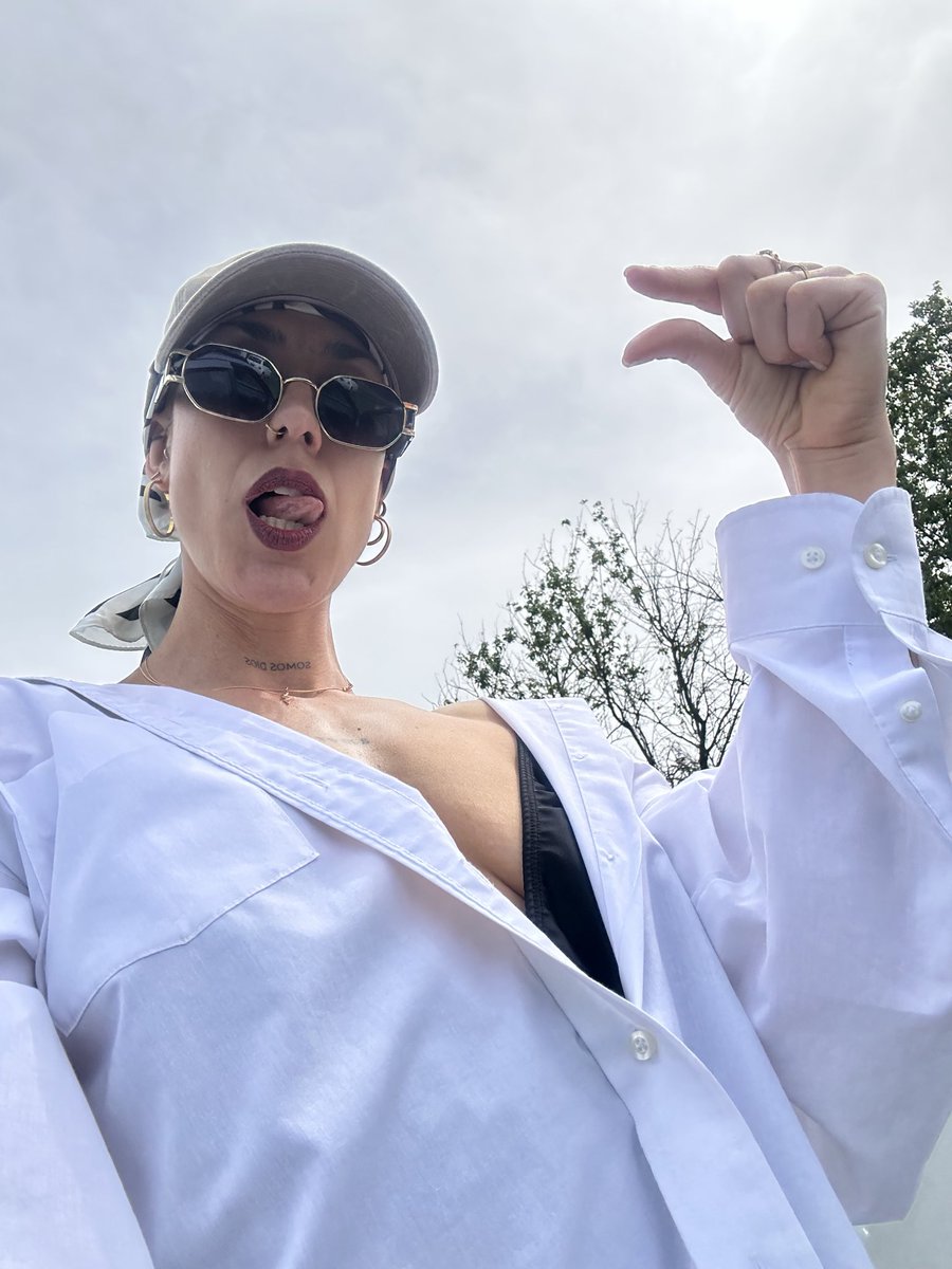 realLadySuki's tweet photo. Daily reminder of your place loser https://t.co/hoyyTSZOCD