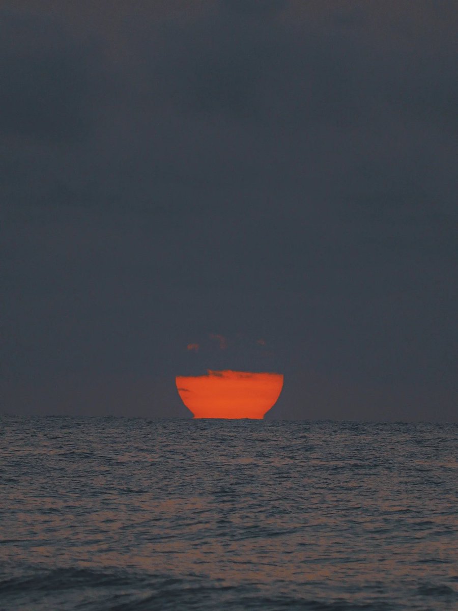 purelivn's tweet photo. sunset https://t.co/GV2F2UPikJ