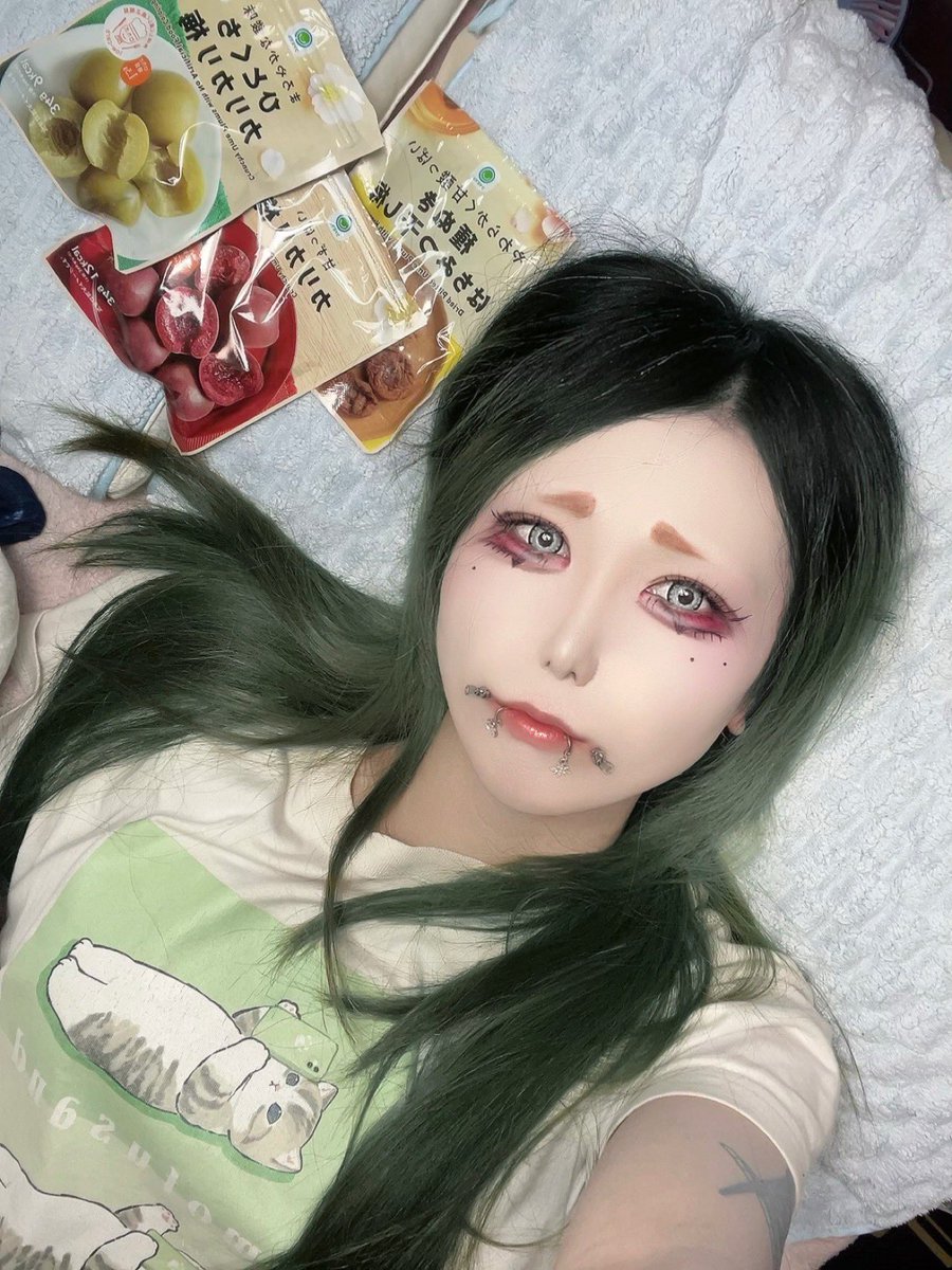 meruruEngel's tweet photo. 酸っぱい食べ物めちゃ食べたくなる
なぁぜなぁぜ

答、美味しいから

 #おとこの娘 #男の娘 #沖縄 https://t.co/k4BH4EGN3L