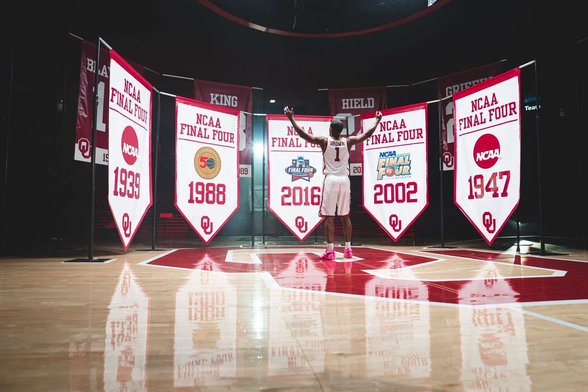 OU_MBBall's tweet photo. Hoops season 🔜 https://t.co/wQMQLJg8ex