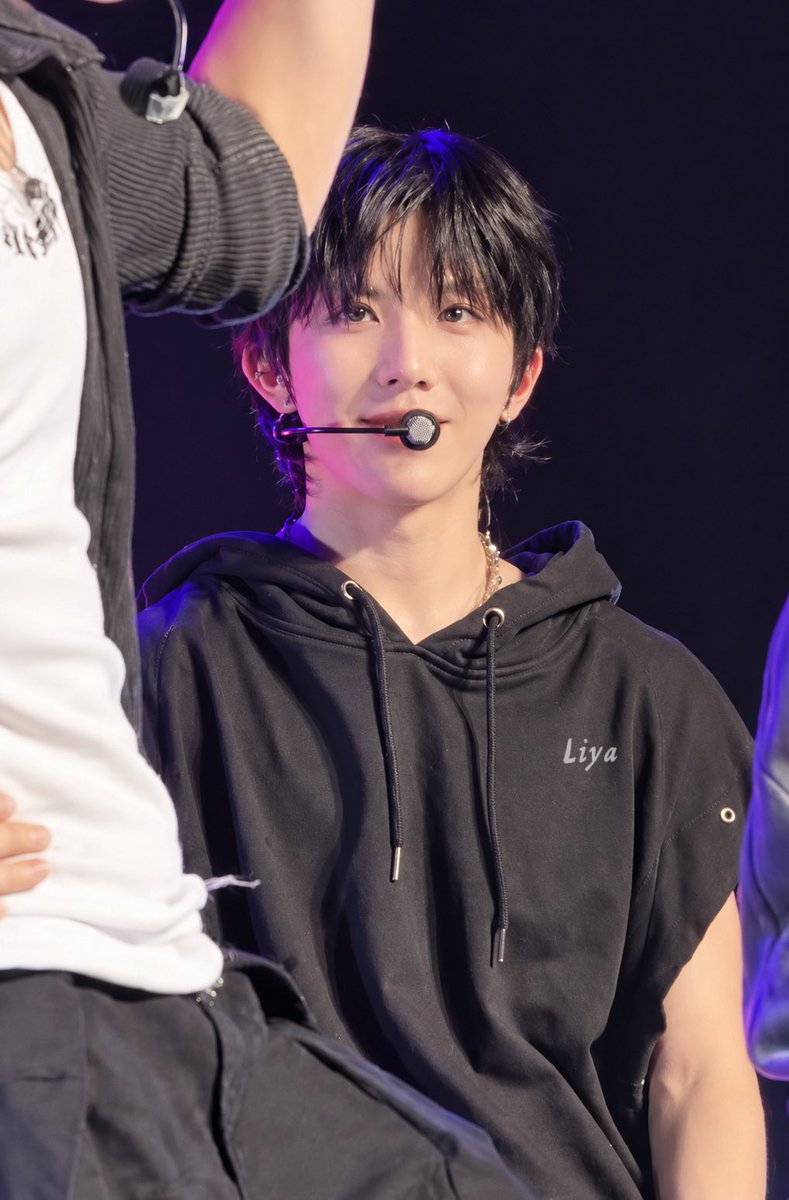 liyajuju's tweet photo. 261002 8TURN 2ND WORLD TOUR [8TURN TRACE]in Copenhagen 

☁️It’s me - ILLIT
ㄴHAEMIN,SEUNGHEON challenge
ㄴㄴYUNGYU reaction

이윤규 너 아기야?👶🏻🍼

#8TURN #YUNGYU #윤규 #에잇턴 #이윤규 #HAEMIN #해민 #SEUNGHEON #승헌 https://t.co/yDesyX6nxk