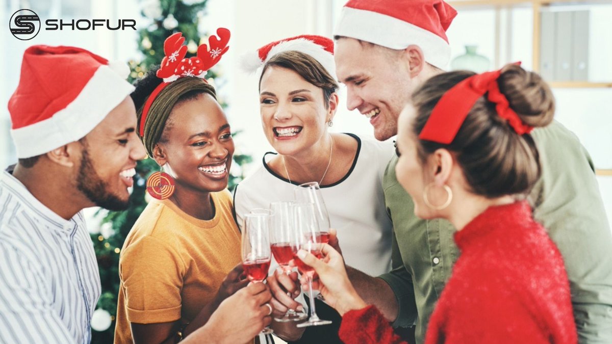 SHOFUR's tweet photo. If you haven’t locked in your holiday season group transportation, now’s the time! Our sleek minibuses and sprinter vans are perfect for attending tree lighting ceremonies, holiday parties, #NewYearsEve2027 celebrations, and more. Check them out here: https://t.co/HE6Wow96hg https://t.co/VktkSvQmPf