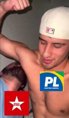 vitulucaxx's tweet photo. @ATerradosHomens @sockfaggott Nn eh preconceito, eh a hierarquia! Nós no topo e viado no chão https://t.co/pIY7gW1KrH