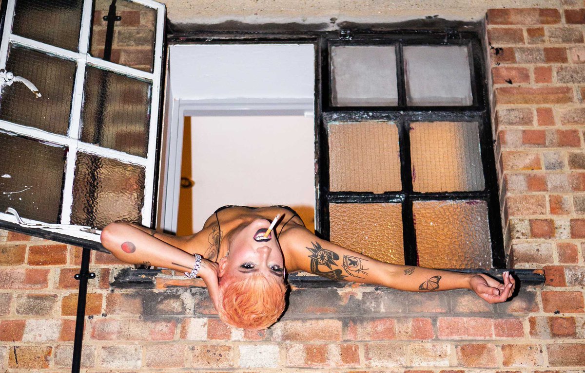 throwbackhals's tweet photo. On this day 6 years ago, October 5th 2018, Halsey talks to NME about Without Me. 

“It’s complicated, because it’s definitely just a standalone single, but it is a part of something new. It’s the first time I’ve put out a song that wasn’t part of a concept record,” https://t.co/WIOg1HmPwK