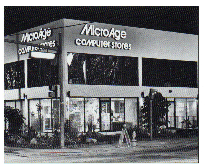 MicroAge's tweet photo. The 1980s brought bold growth for MicroAge.

As personal computing transformed business, MicroAge stood out with choice, expertise, and practical technology. That customer-first approach fueled nationwide franchise growth.

50 years later, it still matters.

#MicroAge50 https://t.co/LEP9fN10Op