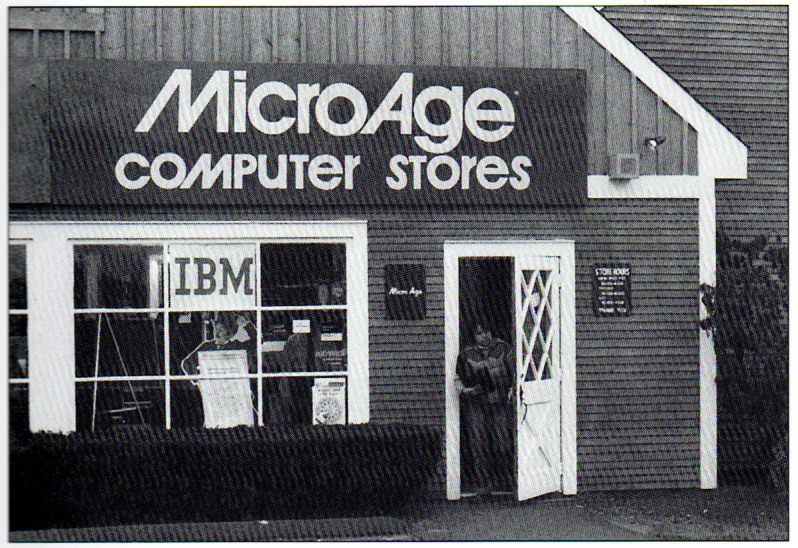 MicroAge's tweet photo. The 1980s brought bold growth for MicroAge.

As personal computing transformed business, MicroAge stood out with choice, expertise, and practical technology. That customer-first approach fueled nationwide franchise growth.

50 years later, it still matters.

#MicroAge50 https://t.co/LEP9fN10Op