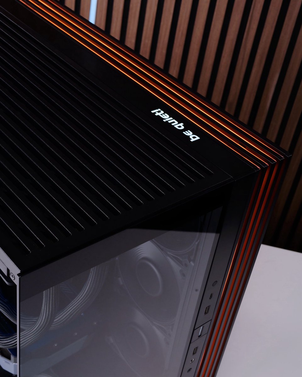 battlerigs's tweet photo. Check out my latest build in the stunning @bequietofficial LIGHT BASE 600.

This is the black version of my personal gamingrig at home too! So you know it’s a beauty 🦾

Inside we went stealthy with the case fans in order for the hardware to shine brightly. That brand new LIGHT LOOP IO LCD looks absolutely stunning in there! Swipe to the second photo for a super hi-res closeup of that pump housing. 

And check out that awesome RTX5070 Gaming OC from @GIGABYTEUSA bringing those smooth frames and stunning ray-traced reflections. 

Do you love our lighting choice? Would have this one sat proudly on your desk⁉️

Let us know in the comments below and as ever if you’re new around here give us a cheeky follow for more PC and Tech related content! 

#pcbuilds #pcmr #gamingrigs #gamingpcs #bequiet