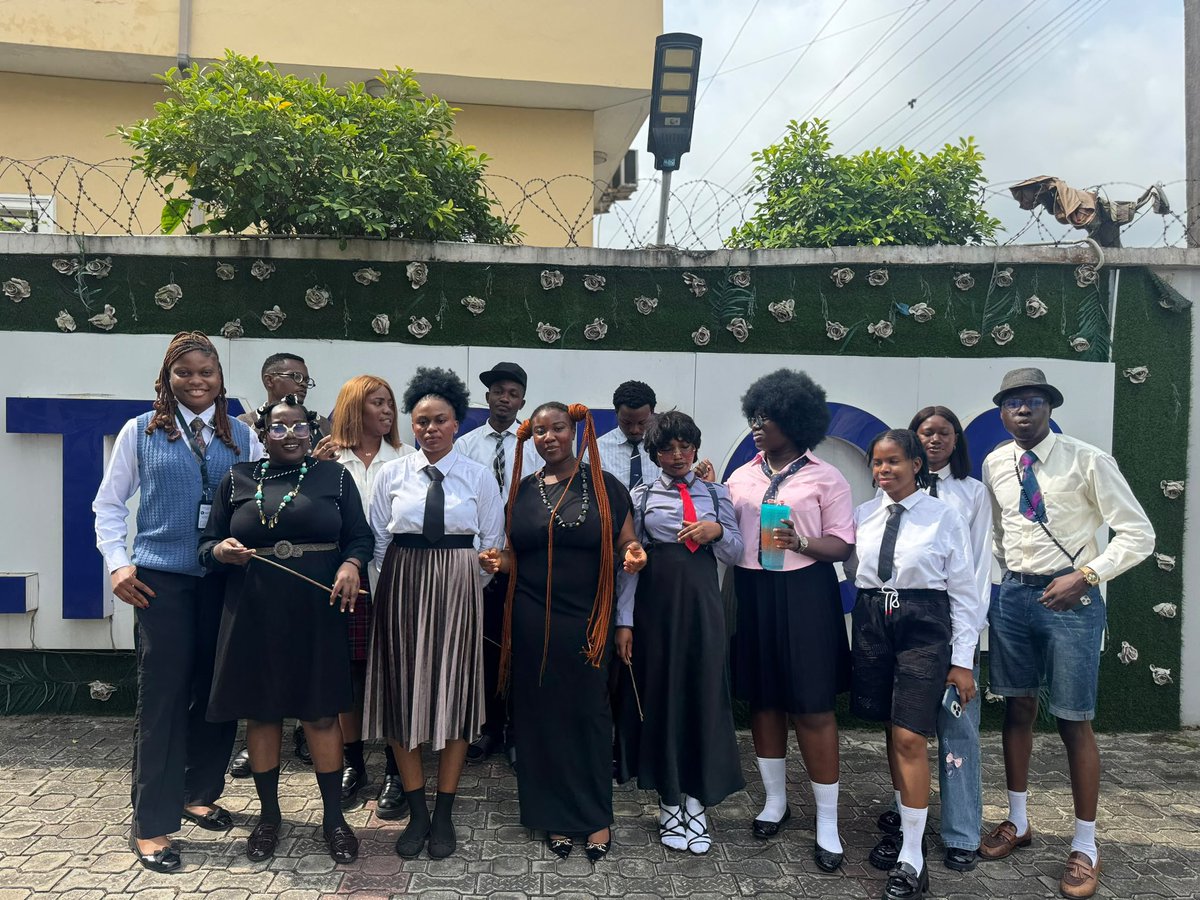 RealtyprosL's tweet photo. Happy customer service week day 1 REP!
#customerserviceweek #2026customerserviceweek #appreciation #realtypros https://t.co/Wy8GcwYF9q