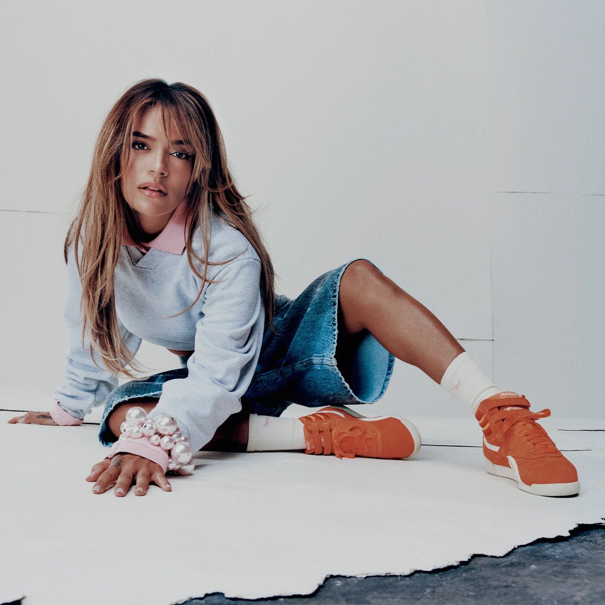 KarolGSite's tweet photo. Karol G x Reebok. https://t.co/nld2Niy2Jg