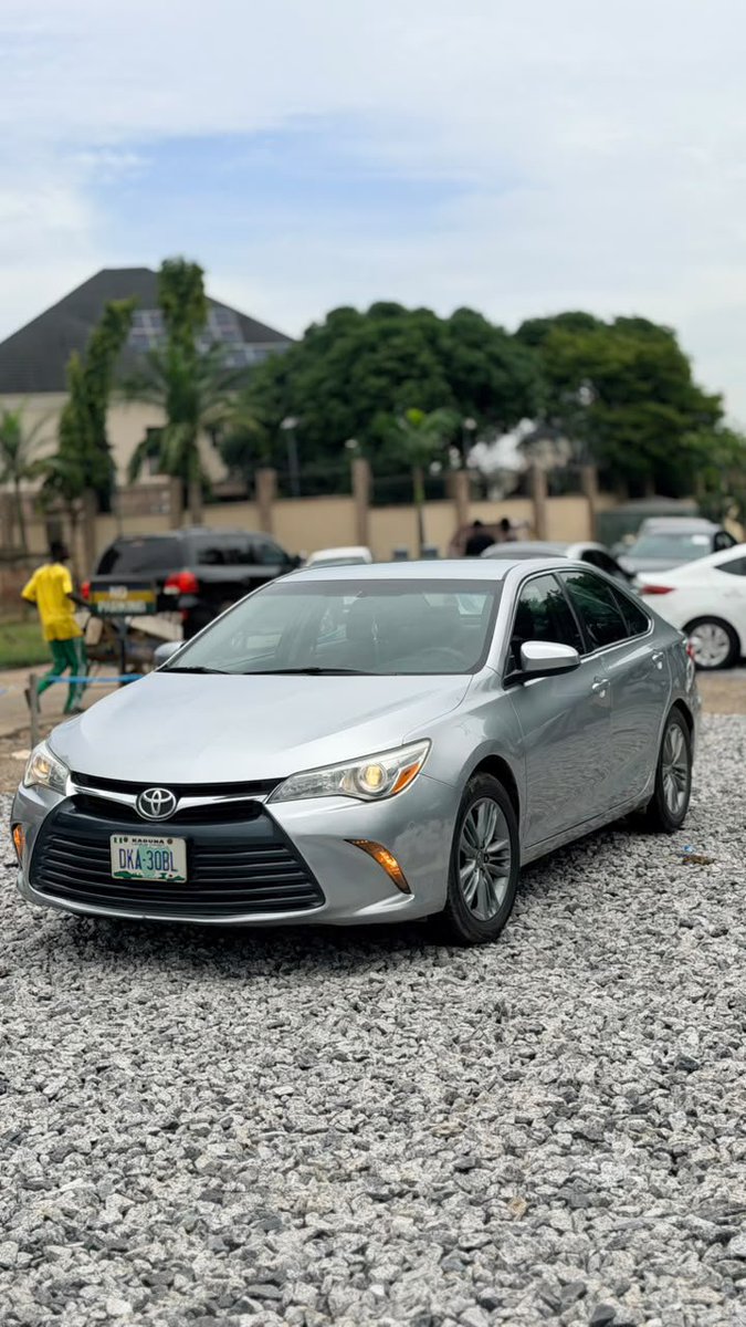 FtEE_autos's tweet photo. EXTREMELY CLEAN REGISTERED 2016 TOYOTA CAMRY LE WITH DUTY 9.5m ABUJA https://t.co/bAcfnpMCiT