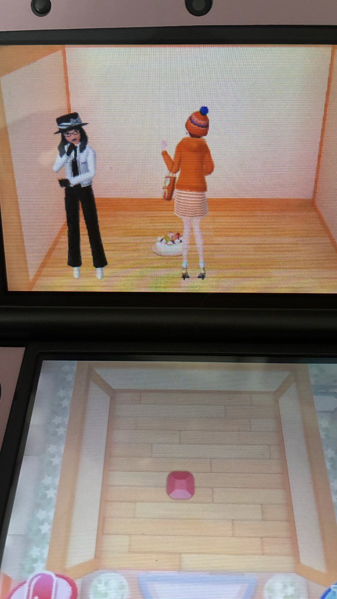 Tatinaloo's tweet photo. thanks to whoever streetpassed my 3ds on style savvy fashion forward with one singular cake https://t.co/j3nyFeifR7