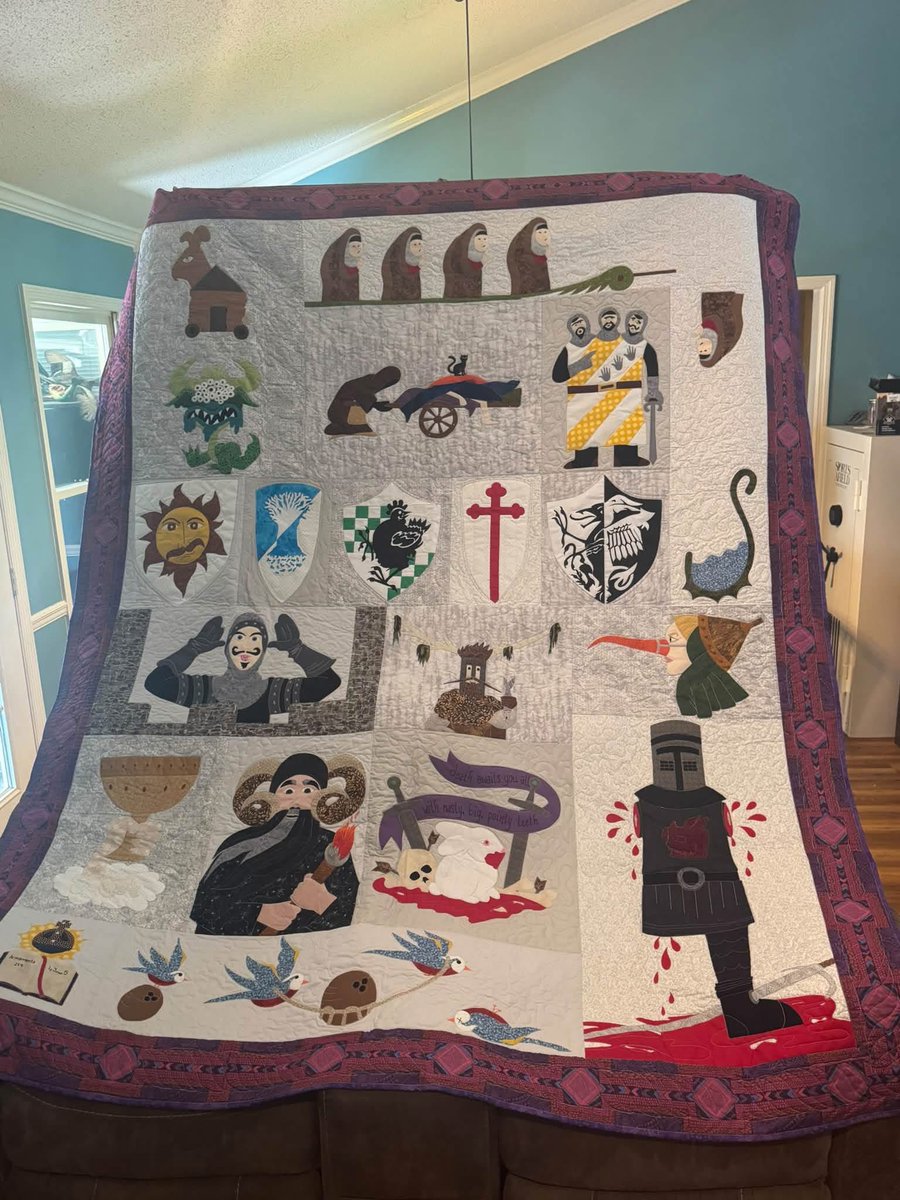 BamaExpat's tweet photo. Met a guy whose mom quilted this for him https://t.co/AOsDkEfMpu