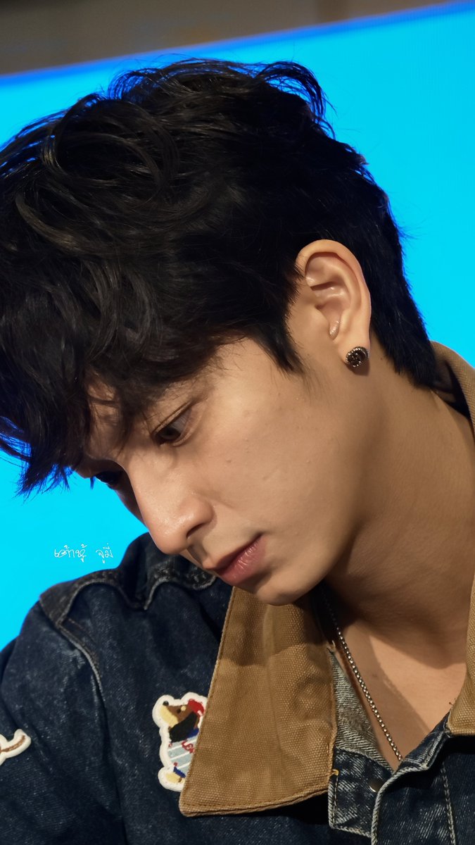 JuJunnior96's tweet photo. หน้าเล็กแค่นิ 🤏🏻
#chimon https://t.co/2xGddgfyXl