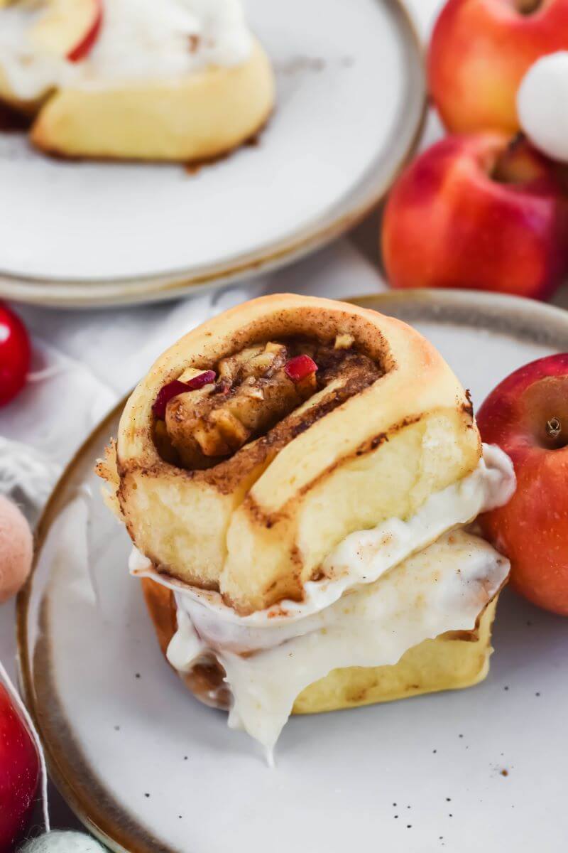 RockitAppleUSA's tweet photo. Rockit™ Apple Mini Cinnamon Rolls bring together sweet Rockit™ Apples, warm cinnamon, and cream cheese frosting in every bite.

Save this recipe for your next baking day! 🚀 Link in our bio!

Recipe by Courtney Paige https://t.co/EwZ7MocUFU