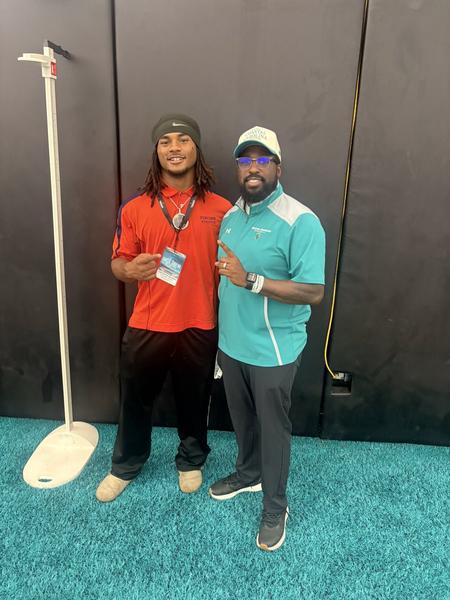 Tremeekhudson's tweet photo. Had a great time in Conway, SC! Preciate all the love from @CoastalFootball. Cant wait to be back. @CoachCParrott @Coach_Fishback @Ry_Beard @CoachWashDC @hhspioneersfb @JacksonBlock17 https://t.co/ZiwyAGYquc