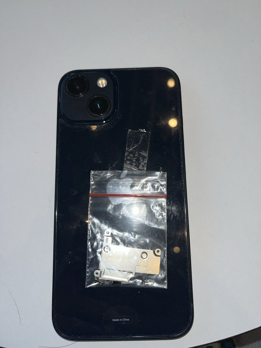 zuzyzaza's tweet photo. WTS/WTB HOUSING IPHONE 13 FULLSET ORI COPOTAN HP LANGSUNG
copotan hp bypass
1.3jt
dom sby/sda (cod✅ co shopee✅)
#zonauang #zonajajan #wtbiphone #wtsiphone https://t.co/wRLx6hDI86