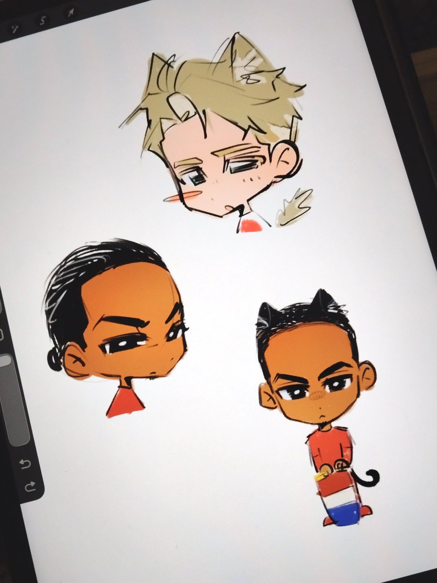 anunu0715's tweet photo. drawing anything on friend's ipad https://t.co/qG1Gmr53zT