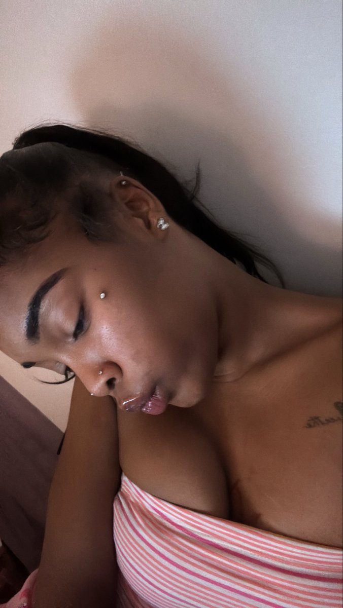 roseclarrk_'s tweet photo. I need sum dick tdy 

#dcfreaks #pgfreaks #dmvfreaks https://t.co/yOGIhMGbdq