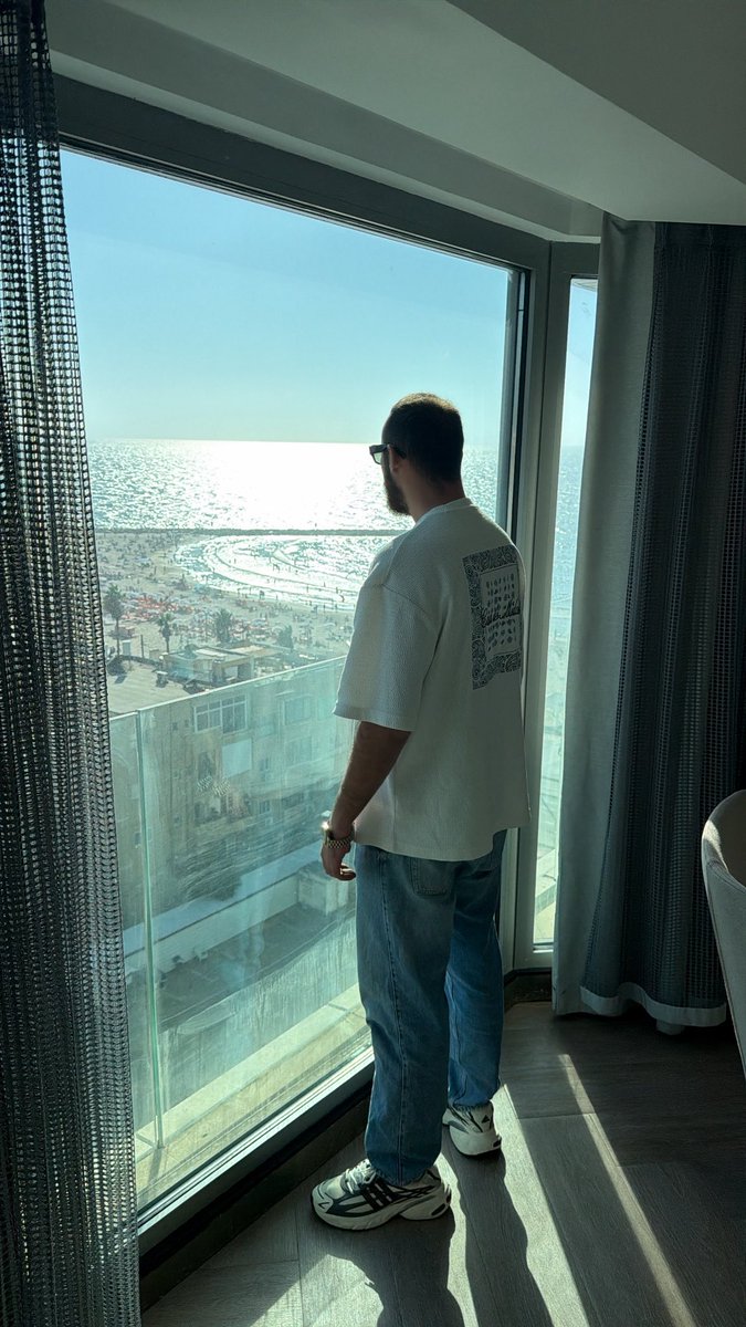 Cryptoze tweet picture