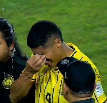 raytidaykzer's tweet photo. @OnefootballM https://t.co/aK1Lz6ih4I