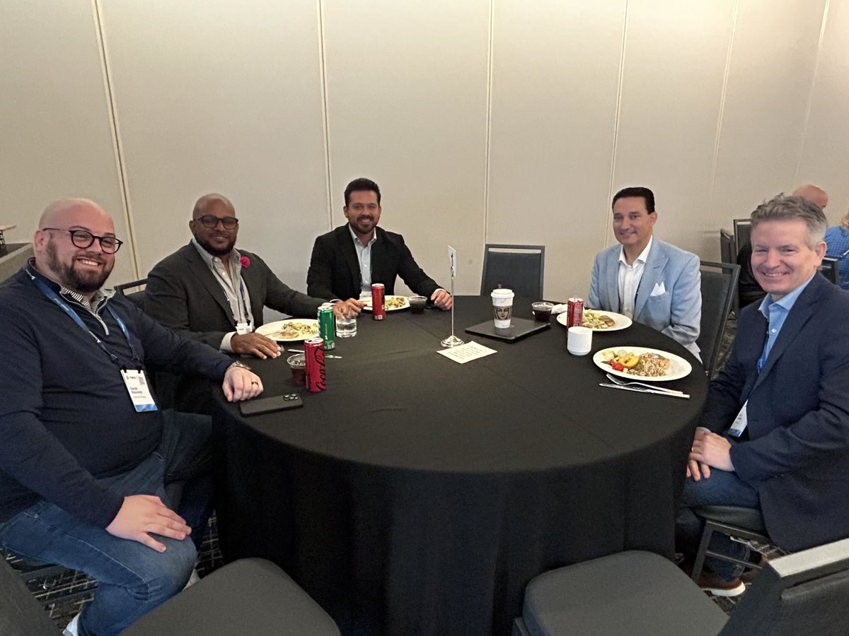 vComSolutions's tweet photo. What a week at Thrive 2026! ๐ We hosted a customer roundtable, led 2 breakout sessions, and celebrated with 2 happy hours. The energy and connections were incredible. Thank you to everyone who joined us! ๐
#Thrive26 https://t.co/F2uEqXyR1u