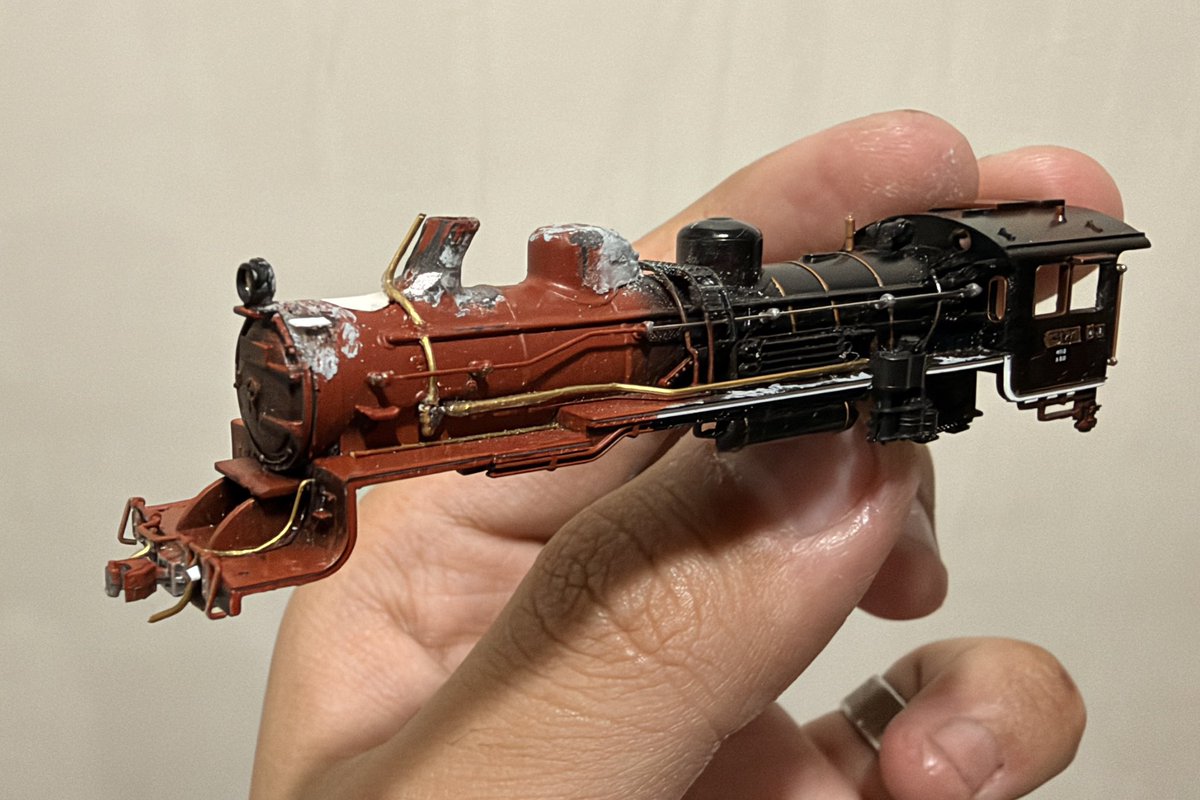 StTopHat's tweet photo. Progress has been going smoothly 

It doesn’t help with how limited photos are, especially of that tear drop shaped dome 

Once everything’s been sanded I’ll probably give it another once over with red to check the smoothness https://t.co/yiav578ypc