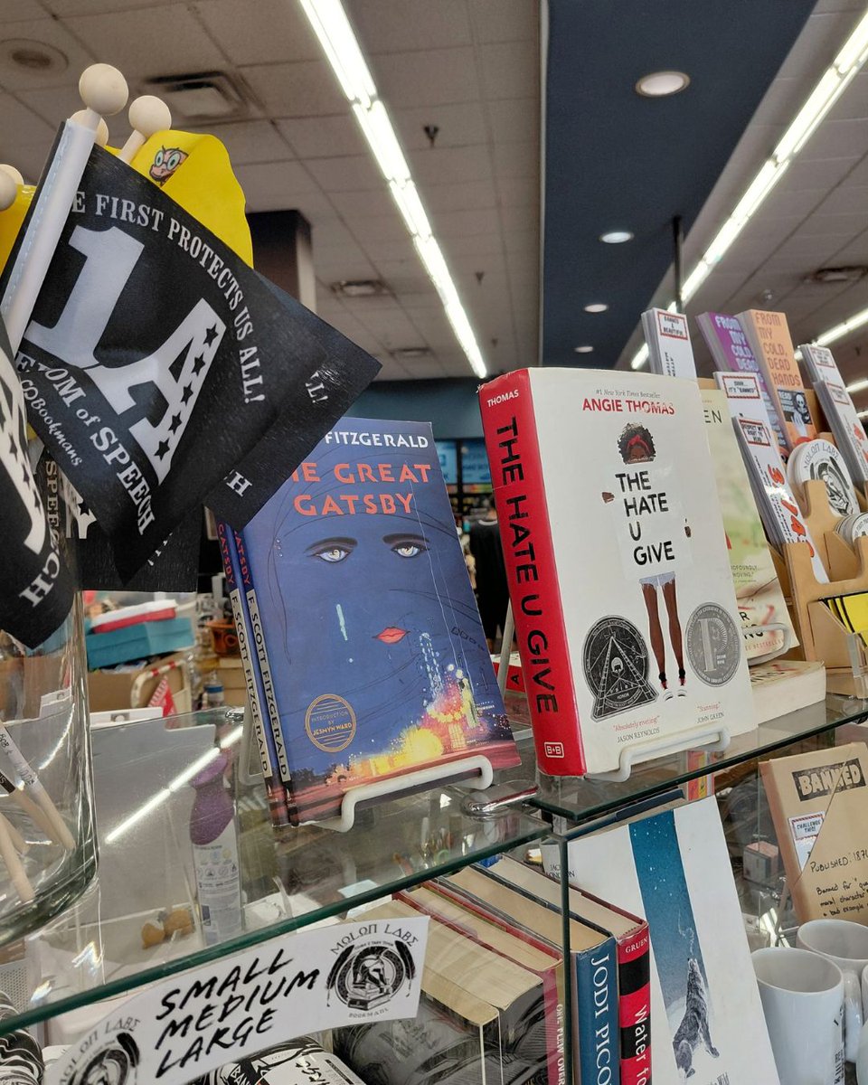 bookmans's tweet photo. Censorship doesn't stand a chance on our shelves. 📖🙌

We believe in your right to read whatever you want, whenever you want. Celebrate Banned Books Week by stopping into Bookmans and browsing our selection of banned books for your next read. 

#BookmansFinds #BannedBookWeek https://t.co/F1lCB0MQu2