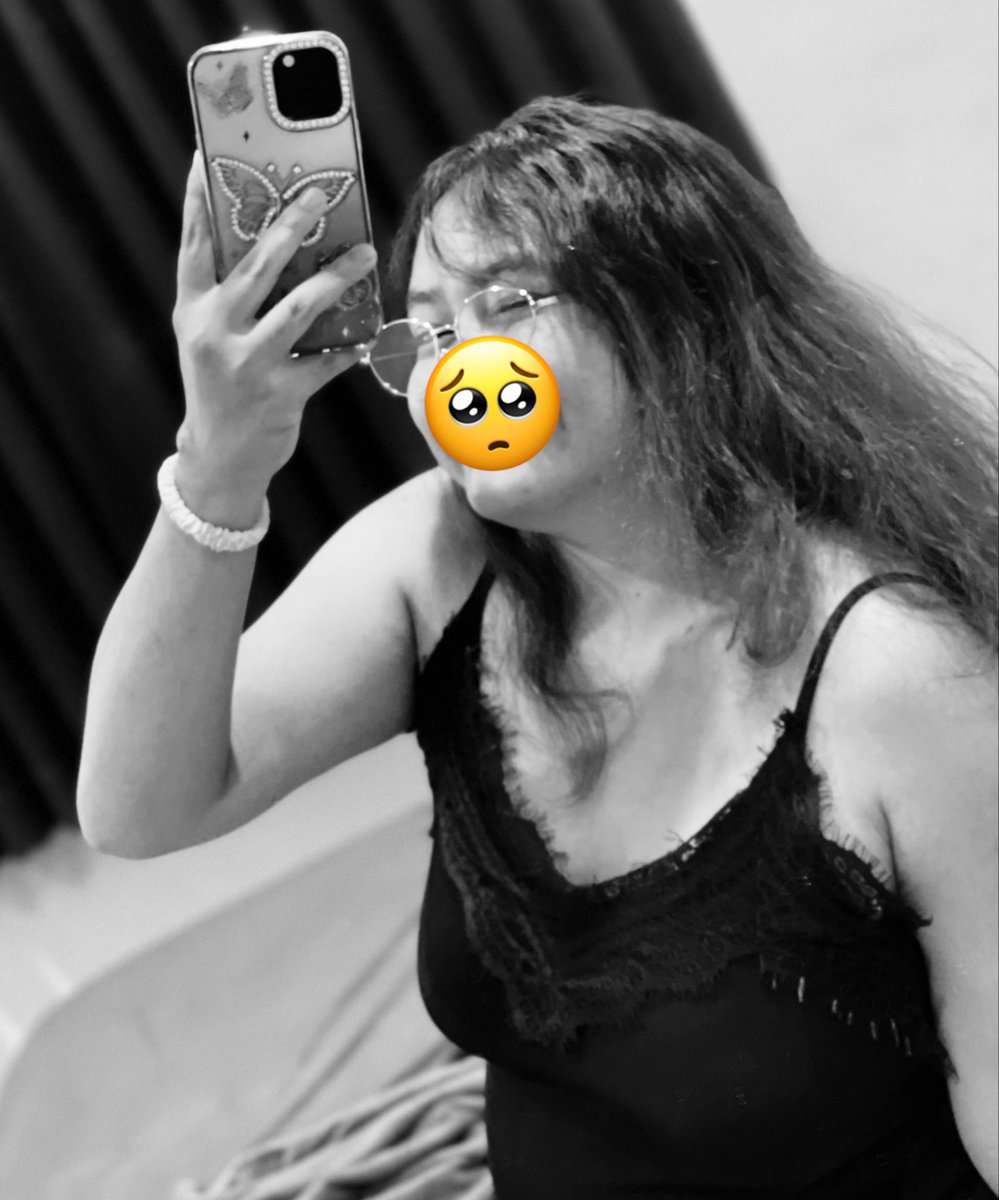 Moonmoon2_00's tweet photo. 🥹 https://t.co/PUhLcHDdNq