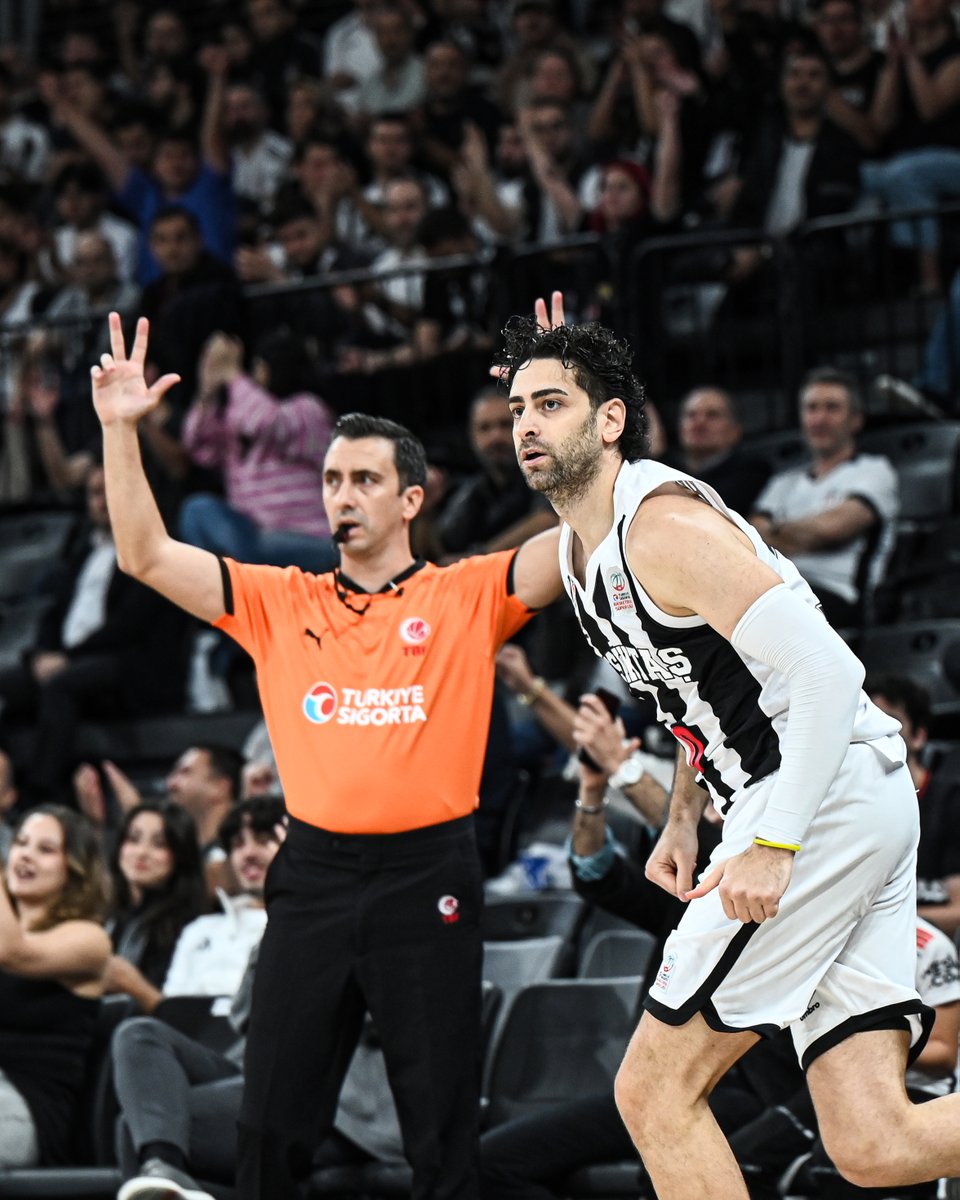 BJK_Basketbol's tweet photo. ▪️ 1. Çeyrek Sonucu

Beşiktaş 24-17 Trabzonspor

@BasketSuperLigi | #HearWeAre https://t.co/Zf3zb5pPMI