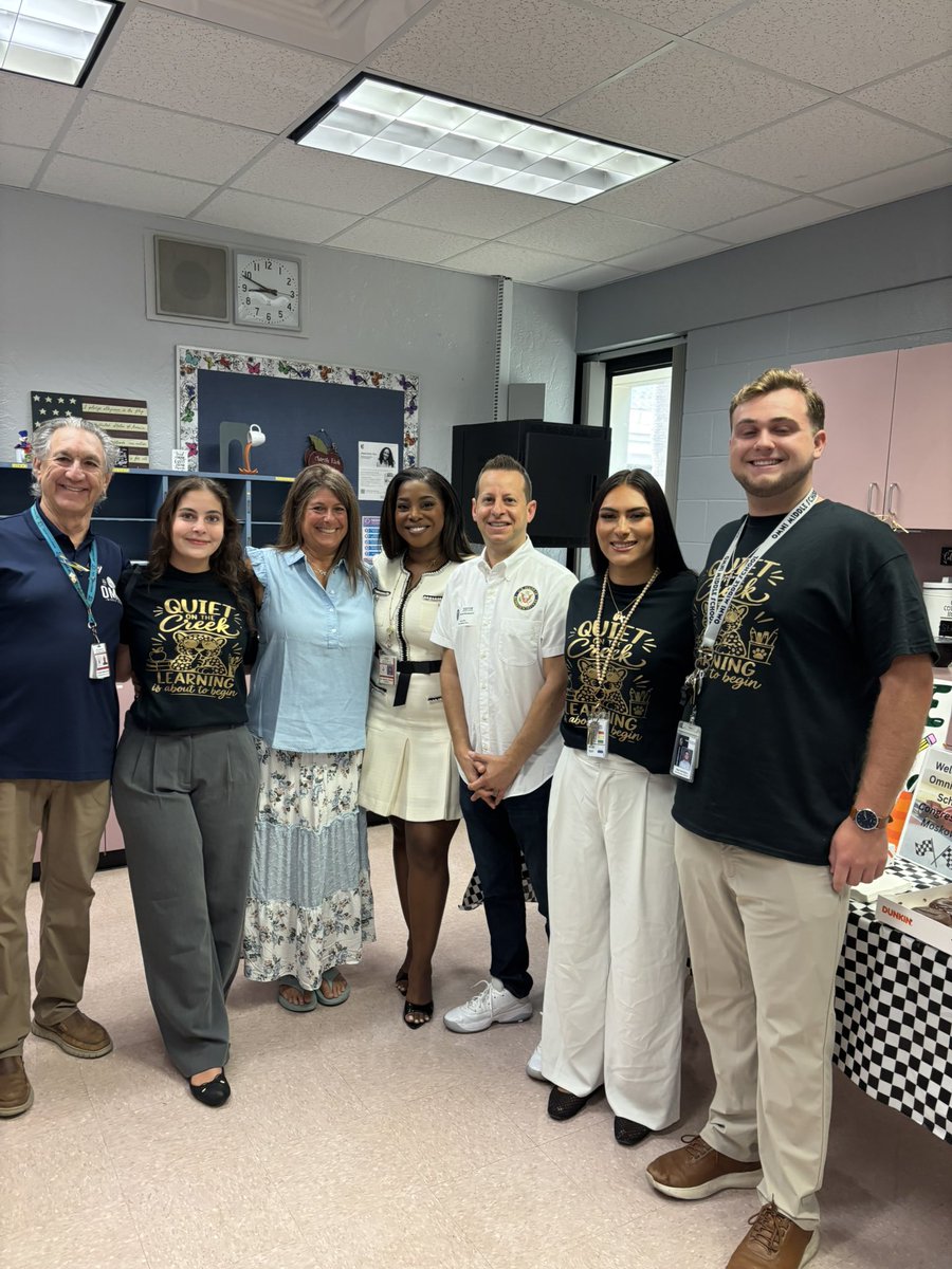 RepMoskowitz's tweet photo. I want to wish a happy World Teachers Day to the incredible educators we have across South Florida.

Our teachers work morning to night to mentor the next generation, and they often do it without enough resources or credit.

To every teacher and school staff member: thank you. You have the most important job in the world, and you deserve a lot more than one day of recognition.