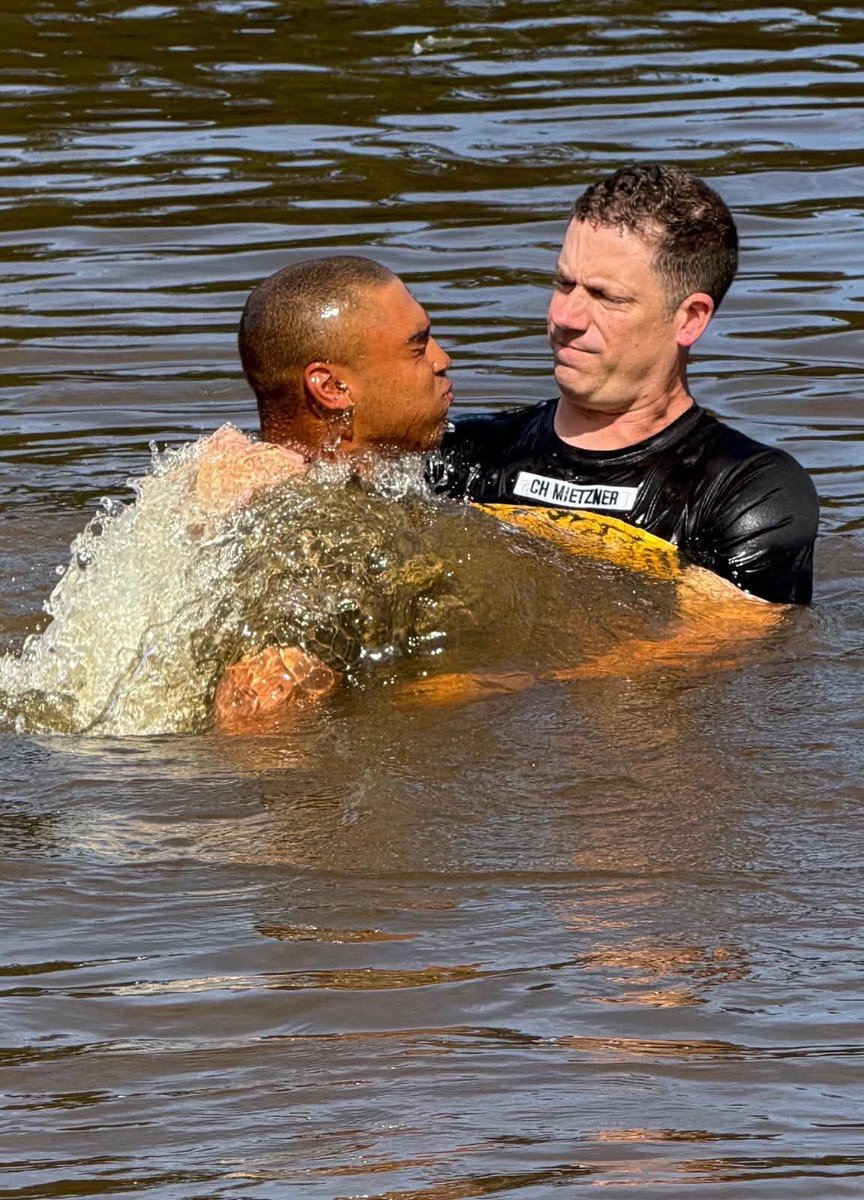 LCMSMAF's tweet photo. All glory to God as eight Soldiers became God's own children through Holy Baptism! LCMS Chaplain Kyle Mietzner baptized them at Ranger School. Praise God! https://t.co/2LyVWmVjOD