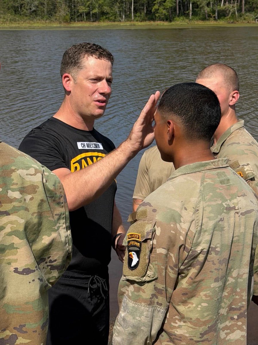 LCMSMAF's tweet photo. All glory to God as eight Soldiers became God's own children through Holy Baptism! LCMS Chaplain Kyle Mietzner baptized them at Ranger School. Praise God! https://t.co/2LyVWmVjOD