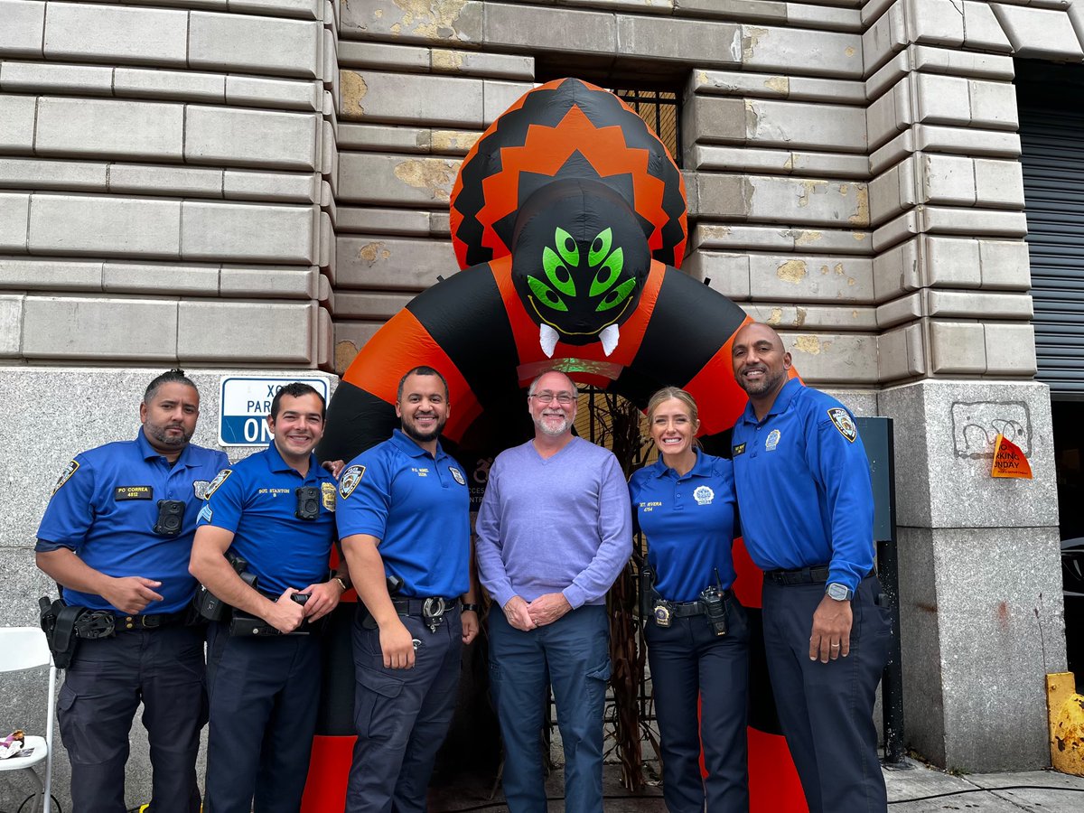 SJSDNY's tweet photo. This past Sunday we had the opportunity to support our community partners the @NYPD45Pct and @nypdcommaffairs at their annual Fall Festival. We are grateful for their support of our students and families. https://t.co/xASk8zTNru