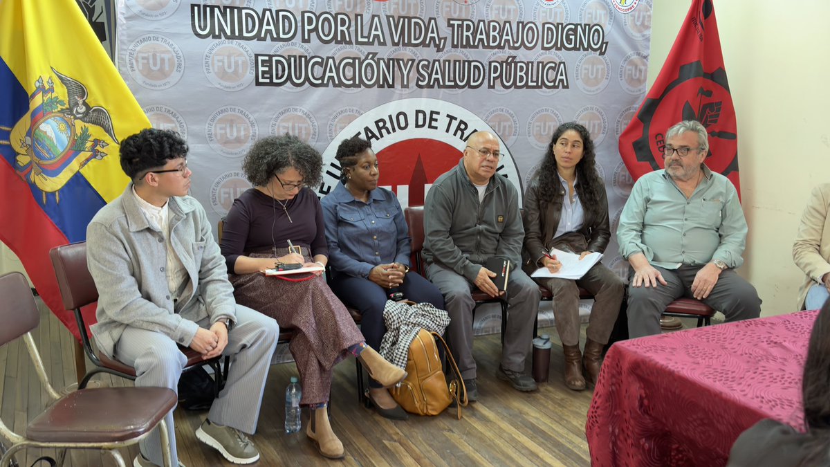 ISPinteramerica's tweet photo. @ISPinteramerica inicia misión en #Ecuador y se reúne con sus afiliadas y el FUT en defensa de los derechos laborales y los servicios públicos. @DanielNoboaOk escuche al movimiento sindical y abra un diálogo con la misión internacional de alto nivel. #Ecuador #LibertadSindical https://t.co/A9WejN7v1j